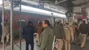 Bomb Hoax Sparks Panic at Mau Railway Station, Kashi Express Evacuated