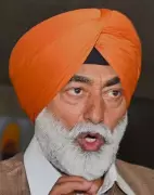Congress MLA Khaira Urges Akal Takht to Summon Punjab Speaker Over Unfulfilled Oath