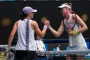Elena Rybakina Stuns Iga Swiatek at Australian Open, Halting Career Grand Slam Bid