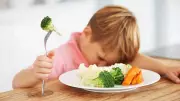 Expert Tips to Transform Picky Eating into Positive Family Mealtime Experiences