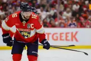 Florida Panthers Captain Aleksander Barkov Eyes 2025-26 Season Return After Knee Injury
