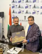 Gadkari Approves Rs 200 Crore CRIF for Himachal Road Project, Boosts Apple Growers