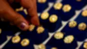 Gold Demand Forecast to Decline in 2026 Amid Jewelry Slump and Investment Rise