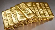 Gold Prices Hit Record High Amid Trump Tariff Fears and Weak Dollar