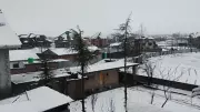 Heavy Snowfall and Rain Paralyze Jammu & Kashmir, Disrupting Life and Key Services