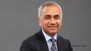 Infosys CEO Salil Parekh Denies Viral ICE Detention Claims, Clarifies Employee Entry Issue