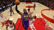 LeBron James Cleared to Play as Lakers Face Bulls in Crucial Road Game