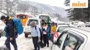 Manali Traffic Nightmare: 20-Km Jams, Stranded Tourists Amid Heavy Snowfall