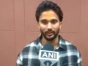 Nitish Kumar Reddy Visits Shree Mahakaleshwar Temple Before IPL Match