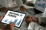 Regular vs Direct Mutual Funds: Two Distinct Paths to Financial Freedom