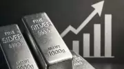 Silver Soars to Historic $100 Per Ounce as Investors Seek Safe Havens Amid Trump Policy Uncertainty
