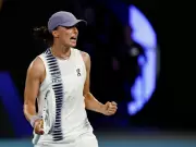 Swiatek, Pegula, Anisimova, Gauff Cruise into Australian Open Second Round