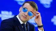 Trump Mocks Macron's Sunglasses in Davos Speech, Highlights Diplomatic Tensions