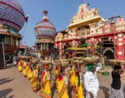 Udupi's Paryaya Mahotsav Draws Devotees for Spiritual Festivities and Rituals