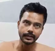 Vadodara: Man Alleges Brutal Police Assault at Sayajigunj Traffic Branch