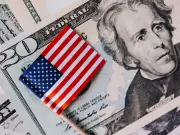 Venezuela's Bolivar Plunges 479% vs USD in 2025, Black Market Gap Widens