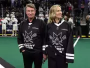 Wayne Gretzky & Janet Jones: A 36-Year Love Story Beyond NHL Glory