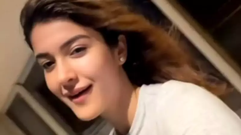 Shanaya Kapoor's Musical Saturday: 'Jee Liya' on Loop, Shares Instagram Vibes