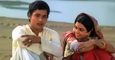 Bollywood Classics Pakeezah & Sadak: Timeless Valentine's Day Love Stories