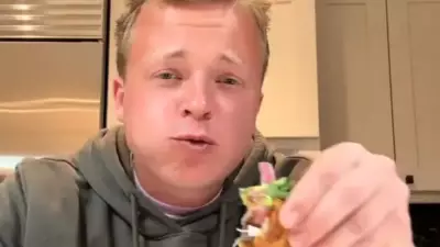 Florida TikToker Turns 'Raining Iguanas' Into Viral Taco Feast