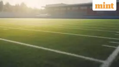 French Ice Dancers Lead at Milano Cortina Olympics Amid Controversy