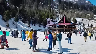 Manali Experiences Weekend Tourist Surge, March Bookings Show Sharp Rise
