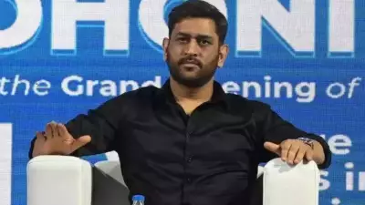 MS Dhoni Backs India as T20 World Cup Favorites, Highlights Dew Threat