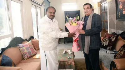 Nitin Gadkari Pledges Swift Compensation for STRR Land Owners, HD Kumaraswamy Reports