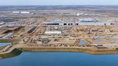 Tech Leaders' AI Vision Faces Public Skepticism: Bubble at Risk?