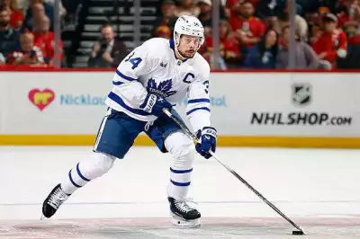 Toronto Maple Leafs at NHL Trade Deadline Crossroads: Strategic Decisions Loom