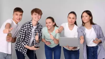 Why Teenagers Reject Parental Advice: A Psychological Insight into Adolescent Independence