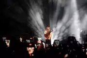 Anuv Jain's Hyderabad Concert: Fan Duet, Mid-Show Engagement Proposal