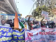 Bihar Teacher Aspirants Protest Over Recruitment Delays and Vacancy Cuts