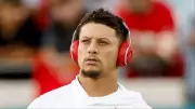 Chiefs Restructure Mahomes' Contract, Free Up $44M for 2026 Rebuild