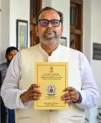 Delhi Government Launches Major Crackdown on Counterfeit Cancer Drugs