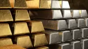 Gold and Silver Prices Plunge: Metals Tumble 1-2.7% Amid Dollar Strength, Profit Booking