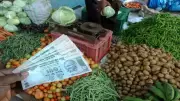 India's New CPI Series Shows 2.8% Inflation in January, Food Weight Reduced