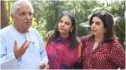 Javed Akhtar Playfully Roasts Farah Khan's Hindi Vocabulary in Candid Khandala Vlog