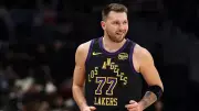 Luka Doncic Ruled Out Again as Lakers Manage Hamstring Injury