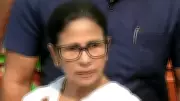 Mamata Banerjee Confronts Delhi Police, Heads to EC Over Bengal Poll Roll Concerns