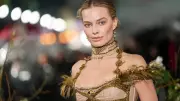 Margot Robbie's Victorian Mourning Bracelet Replica Stuns at London Premiere