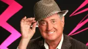 Neil Sedaka, Legendary Pop Hitmaker Behind 'Breaking Up Is Hard to Do', Dies at 86