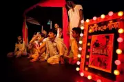 Pune Play 'Hero' Critiques Amitabh Bachchan's Legacy After 10 Years
