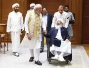 Sunni Leader Kanthapuram Meets PM Modi, Discusses Minority Welfare and Social Harmony