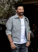 Sunny Deol Attributes Back-to-Back Hits to Father's Blessings and Waheguru's Grace