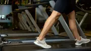 Treadmill Fat Loss: Expert Reveals 10-12% Incline Walking Method for Effective Results