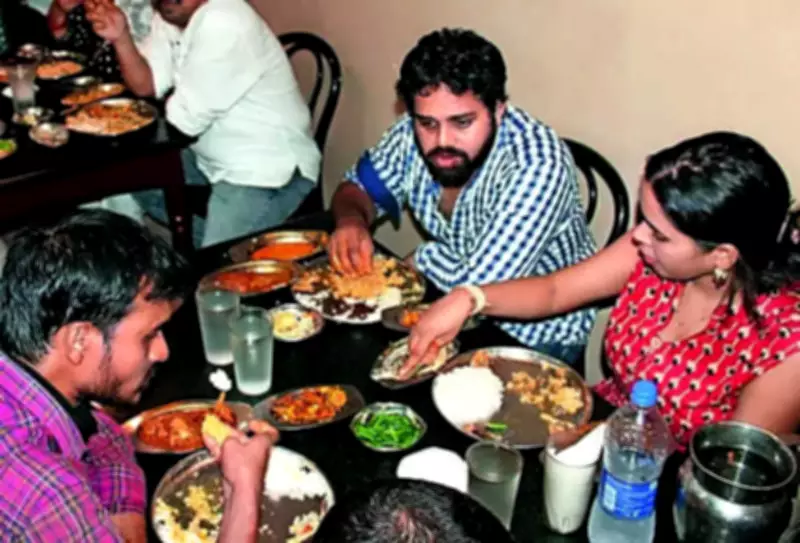 Bhubaneswar Hostels Shut Canteens Amid Severe LPG Shortage, Students Return Home