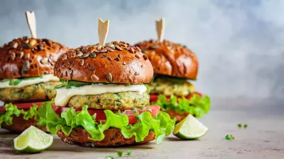 5 High-Protein Burgers to Make at Home: Easy Recipes & Nutrition Tips