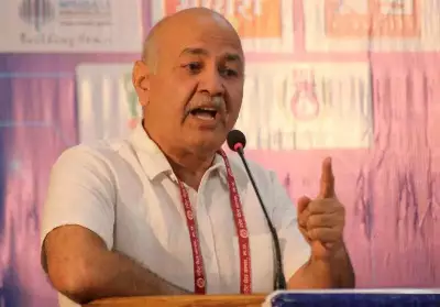 AAP's Manish Sisodia Offers Prayers at Patiala Temple, Reviews Renovation on Navratri