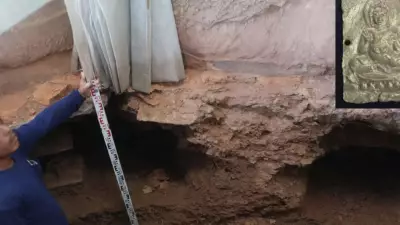 Ancient Thai Buddha Statue Holds Secret Cache of Gold Artefacts